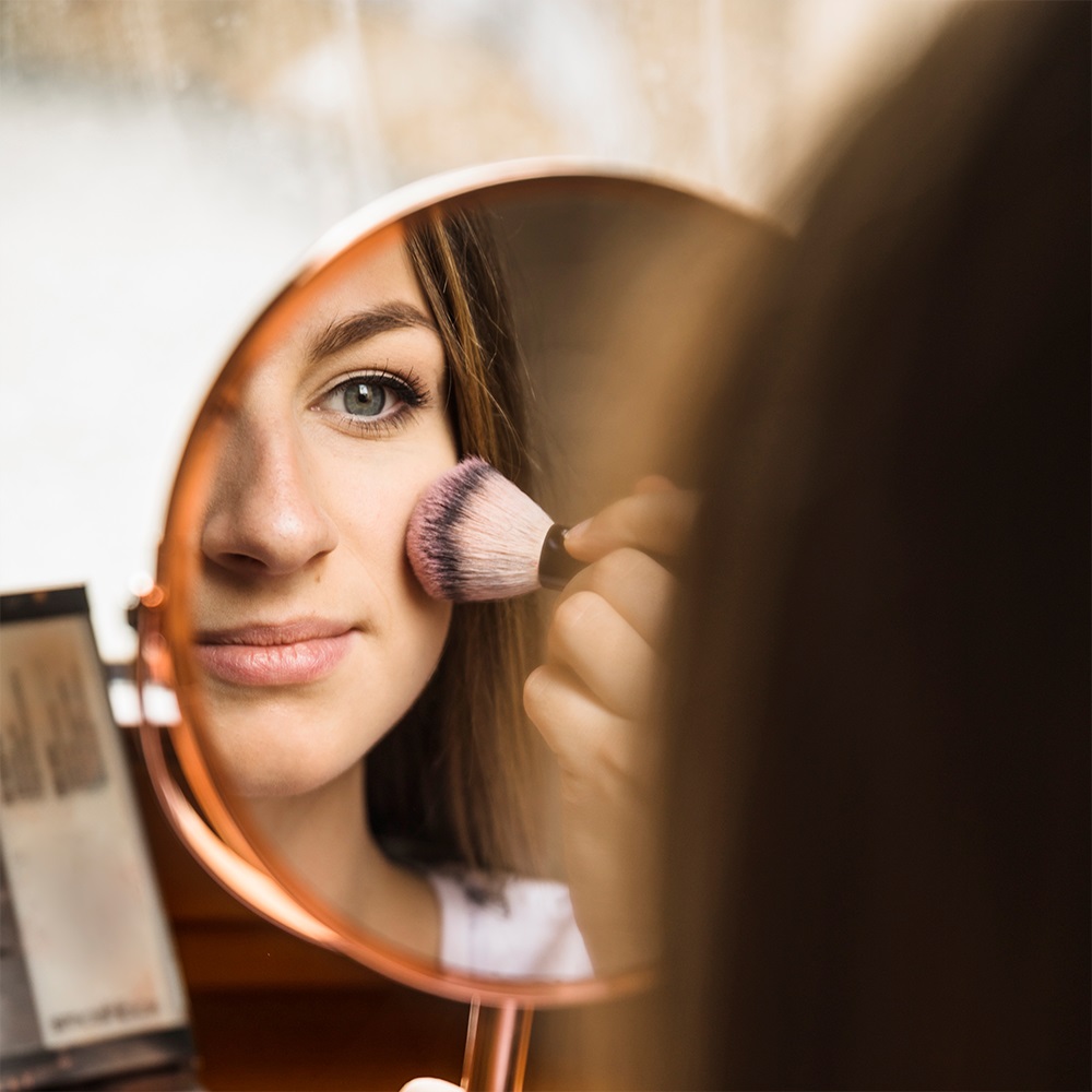 Luxury Face Powder – Silky Smooth Matte Finish Setting Powder